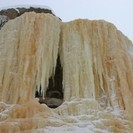 黄色く凍った幻の氷瀑イエローフォールと五色沼スノーシュー散策　1泊2日