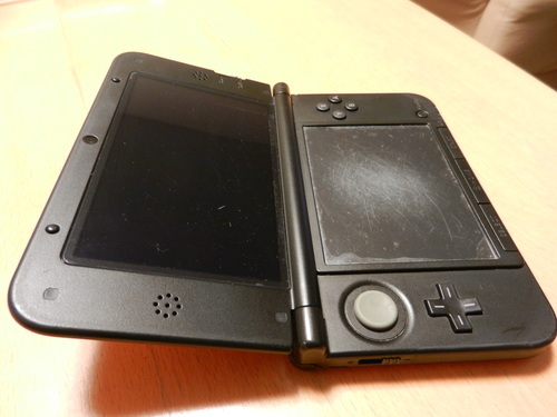 Nintendo 3DS LL 本体