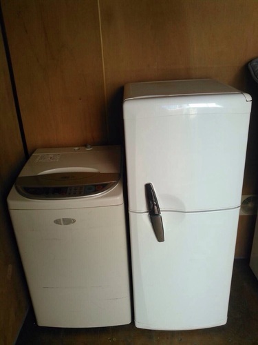冷蔵庫と洗濯機中古品セットです