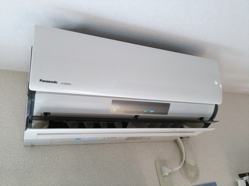 パナソニック 200V 14~17畳 自動掃除エアコン CS-402CXR2-W パナソニック 200V 14~17畳 自動掃除エアコン CS-402CXR2-W