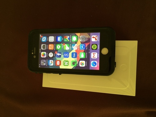 最新 激レア! 国内版SIMフリー iPhone 6 64GB ホワイト Lifeproof防水  