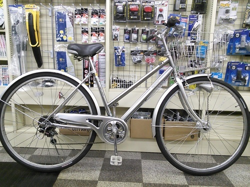 整備済＞シティサイクル 27インチ自転車・シルバー LEDオートライト