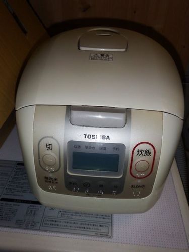 東芝 マイコン炊飯器　RC-10JM　5.5合炊