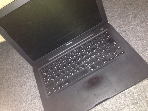 Macbook黒色ジャンク MA472