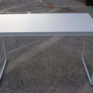 終了）取りに来られる方限定、白のテーブル　 W120×D60×H...