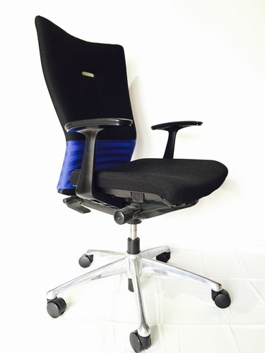 \u003c成約済☆\u003e ★美品中古★　人間工学に基づく事務イス　Business Chair based on Ergonomics
