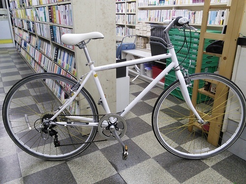 [603]中古自転車　クロスバイク　700×28c　6段変速　Vブレーキ　ホワイト
