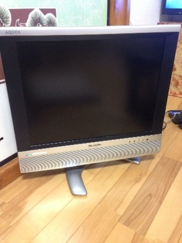 AQUOS液晶テレビ 20インチ 地デジチューナー付き
