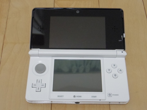 【交渉中】【中古】任天堂3DS 本体 アイスホワイト