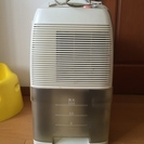 シャープ除湿器　DW５６３