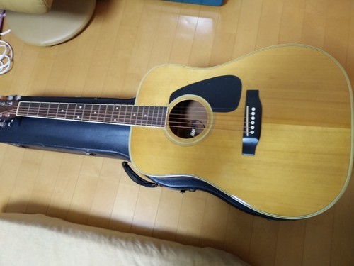 アコースティックギター