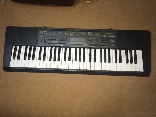 【大幅値下げ】CASIOのCTK-2200（アダプタ付き）