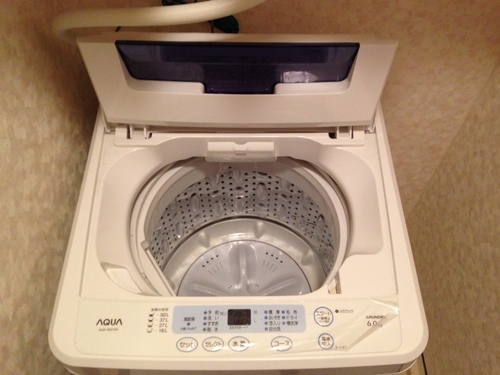 【引き取りのみ】AQUA　全自動洗濯機　AQW-S601(W)