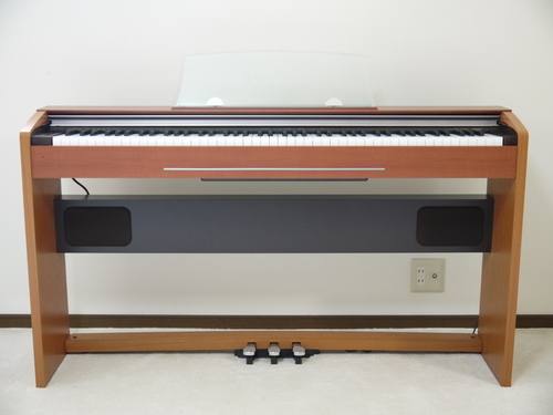 【電子ピアノ】カシオ　Privia（プリヴィア）PX720　椅子・ヘッドフォンつきです　スリムタイプ