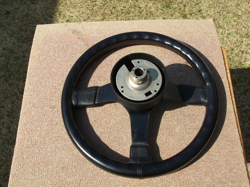 ステアリング ニシモ製皮巻き 日産自動車w30ラルゴ用ボス付 Gs Box 守谷の車のパーツの中古あげます 譲ります ジモティーで不用品の処分 ステアリング ニシモ製皮巻き 日産自動車w30ラルゴ用ボス付 Gs Box 守谷の車のパーツの中古あげます 譲ります ジモティーで不用品の処分