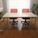 白い長方形のミーティングテーブル です。160×80×70 美品...