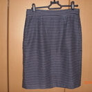 【UNTITLED】黒×白のタイトスカート