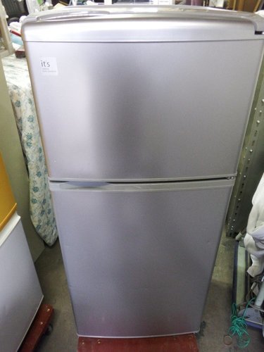 三洋電機 サンヨー 109L 2ドア ノンフロン冷蔵庫（シルバーベーシック）SANYO it's SR-111T-SB