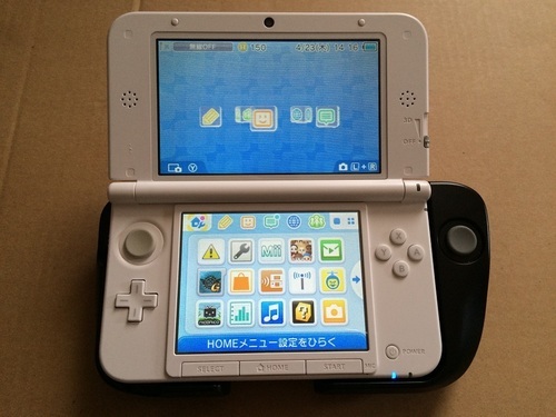 3DS LL + 純正アクセサリー