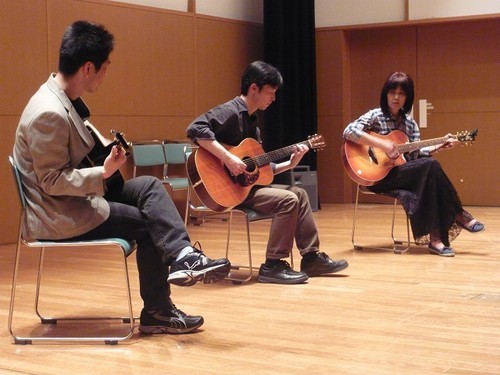 大人のソロギターサークルアコーステックギターコース会員募集 ソロギターの茂蔵 ユーカリが丘の音楽の生徒募集 教室 スクールの広告掲示板 ジモティー