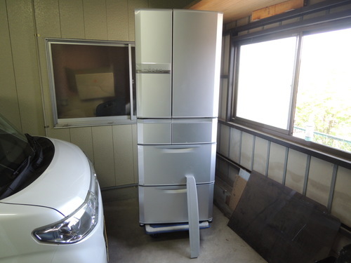 ！！有難う御座いました！！10年製の三菱　光ビック　501Ｌ６ドア冷蔵庫　動くん棚＆動くんバー/温感ムーブアイ/ＬＥＤ/　ＭＲ－Ｅ５０Ｒ-Ｓ（訳有）