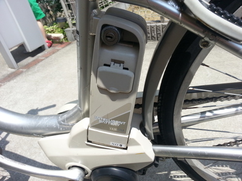 川崎市高津区に直接取りに来れる方のみ。中古電動アシスト自転車