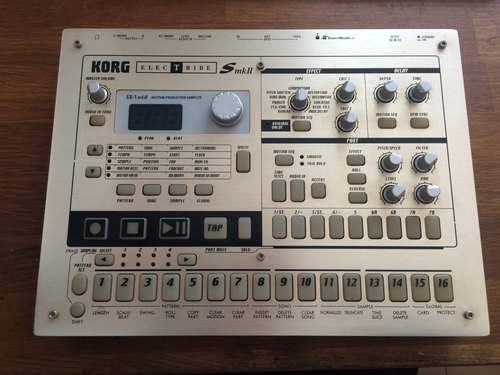 KORG electribe SmkⅡ　シンセ　ドラムマシン