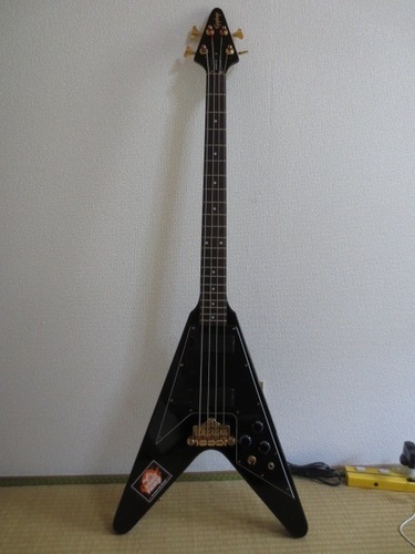 Used 【裏にキズあり】Epiphone　フライングV　ベース　ケース付