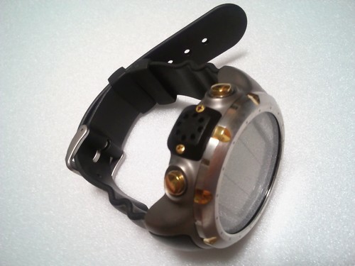 【ダイビング】ダイビングコンピューター ＳＵＵＮＴＯスティンガー チタン