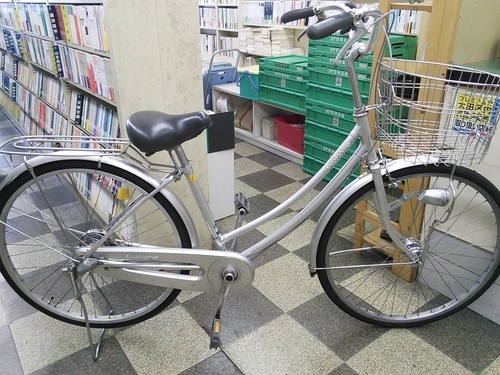 [1357]中古自転車　リサイクル自転車　ブリヂストン　シティサイクル　ママチャリ　26インチ　内装3段変速　LEDオートライト　大型ステンレスカゴ　BAA自転車安全基準適合　シルバー