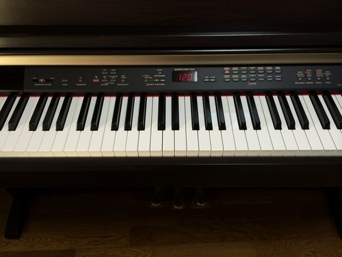 【電子ピアノ　デジタルピアノ】ヤマハ　クラビノーバ　CLP230　椅子 取扱説明書付き