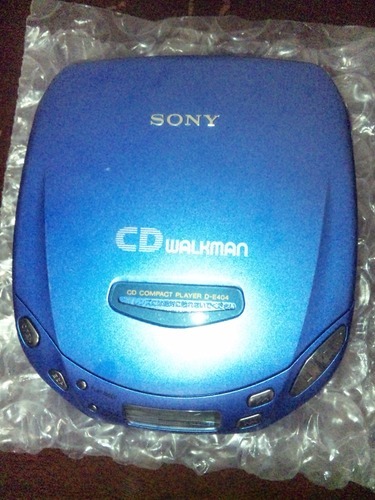 レア品です★SONYのCDウォークマン一式★旅行などに！
