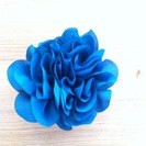 ２WAY　青い花の髪留め　ブローチにもなります。　100円です。