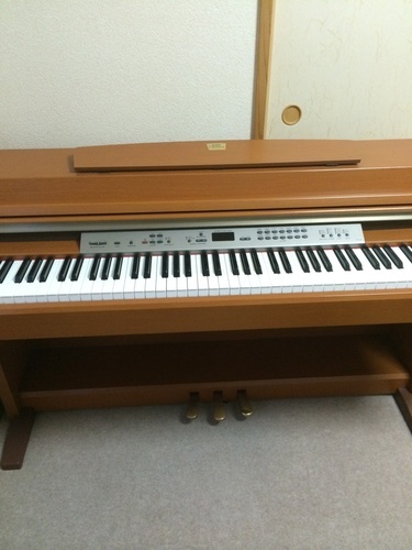 【電子ピアノ　デジタルピアノ】ヤマハ　クラビノーバ　CLP230　椅子付き