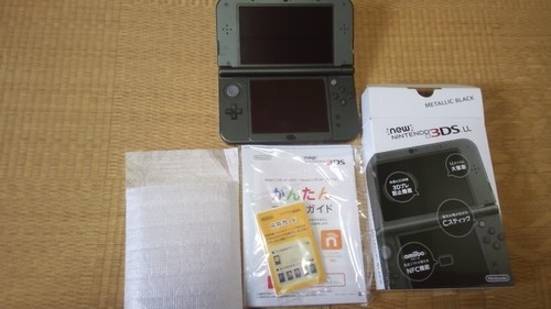 美品　Newニンテンドー3DSLL本体　メタリックブラック