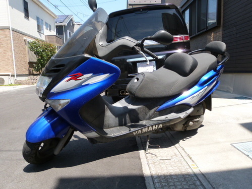 マジェスティ　125FI　ブルー　限定カラー（Rスペック）　自賠責２７年７月　HIDライト