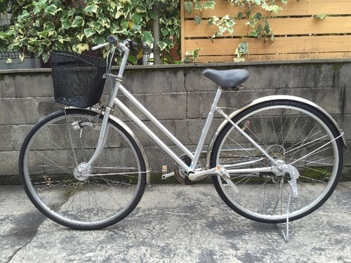 売り切れました。ありがとうございました。鹿児島市 中古自転車 27インチ サカモトサイクル ペンタス6段切替LEDライト 鍵付き前かご付き シルバー タイヤ新品