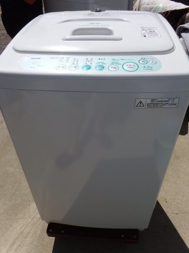 東芝　４．２ｋ全自動洗濯機　AW-404