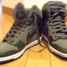 (新品同様）NIKE 女性用Dunk Sky Hi (US6/U...