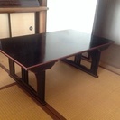 黒漆塗りのローテーブル(折り畳み可能)