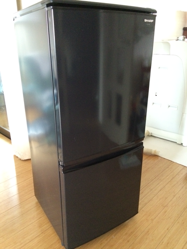 SHARP冷蔵庫 単身用 2010年製 ブラック
