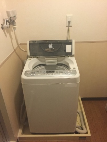 [至急] 洗濯機 \u0026 液晶テレビお譲りします (6/28(日)までに引き取れる方限定)