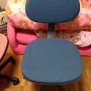 青 ピンク椅子無料でおゆずりします^_^