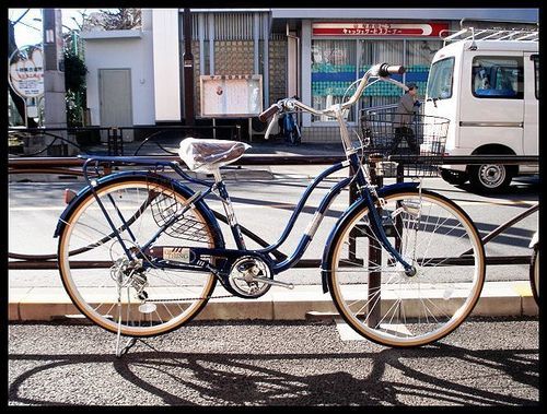 ★新品＊値上げ前＊展示品＊特価車＊サカモトテクノ＊パープルタウン＊26インチ＊外装6段ギヤ＊ジュエルブルー