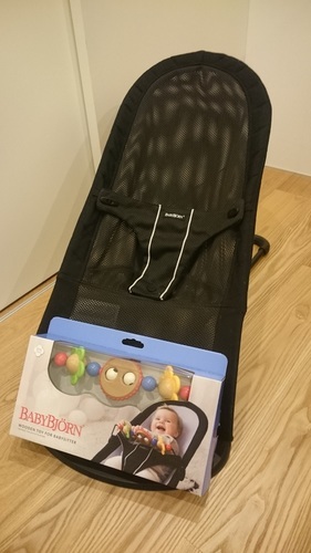 （ほぼ新品）ベビービョルン　ベビーバウンサー　※バウンサー用木製トーイ付き