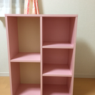 ピンクの本棚