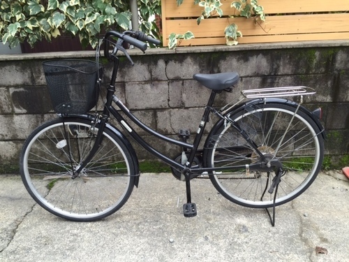鹿児島市　中古自転車　26インチ　ママチャリ！パパチャリ！　６速切替付き　黒　カギ 前カゴ新品、ライト付きです。