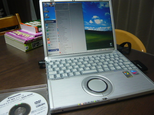 ノークレームで！Panasonic Let’s Note CF-W2D P. M 1.1/40/512/Multi