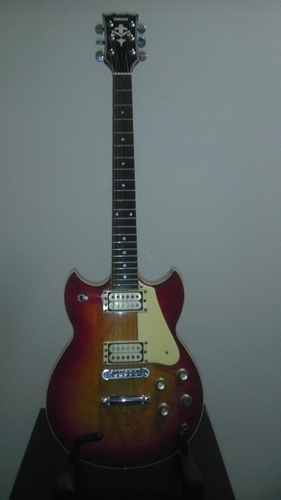 中古ギター(YAMAHA SG800S)売ります