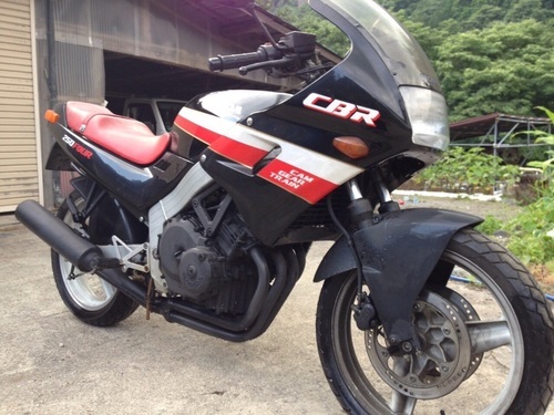 CBR250four 初期型 不動車 屋内保管